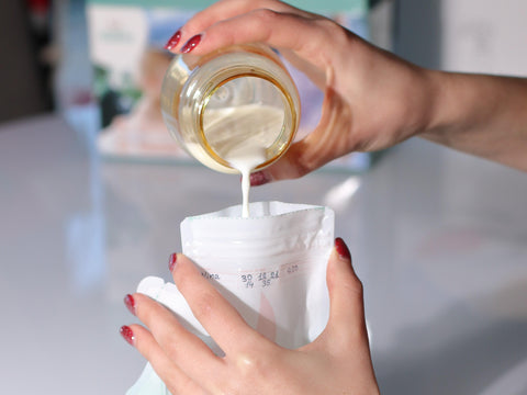 Bewaar tot 240ml moedermelk per keer